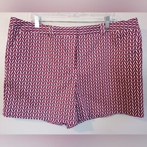 Women's plus size pink white black chevron pattern Modern Fit shorts